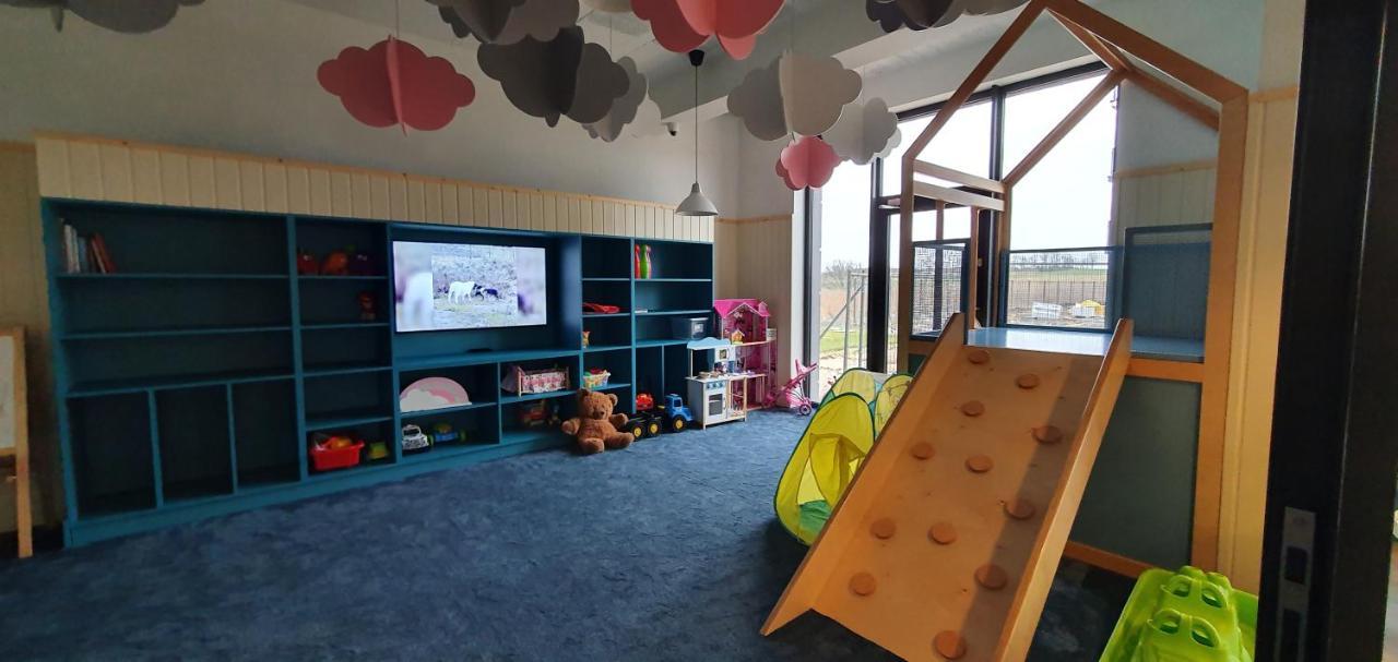 Apartamenty Przystanek Plaza サルビノボ エクステリア 写真