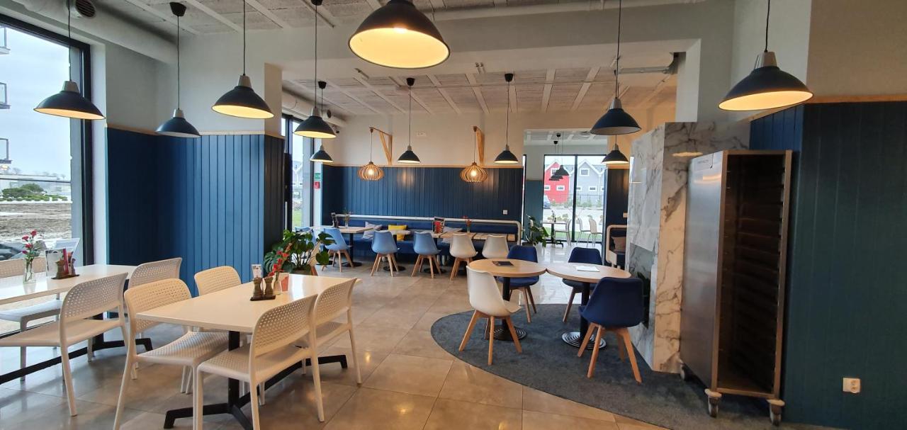 Apartamenty Przystanek Plaza サルビノボ エクステリア 写真