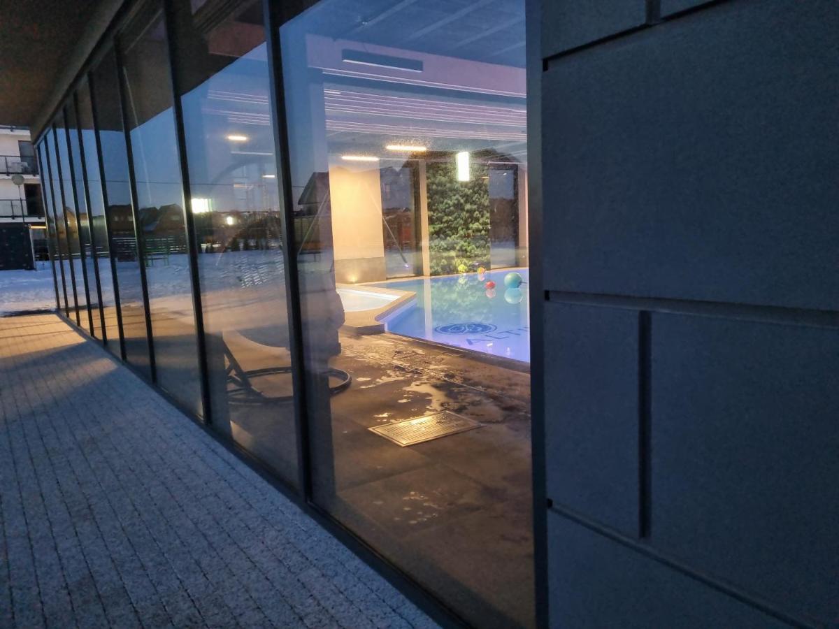Apartamenty Przystanek Plaza サルビノボ エクステリア 写真